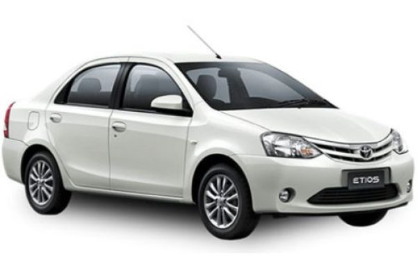 SEDAN ETIOS